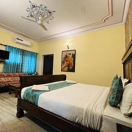 Hotel Radoli House - A Heritage Hotel Джайпур Екстериор снимка