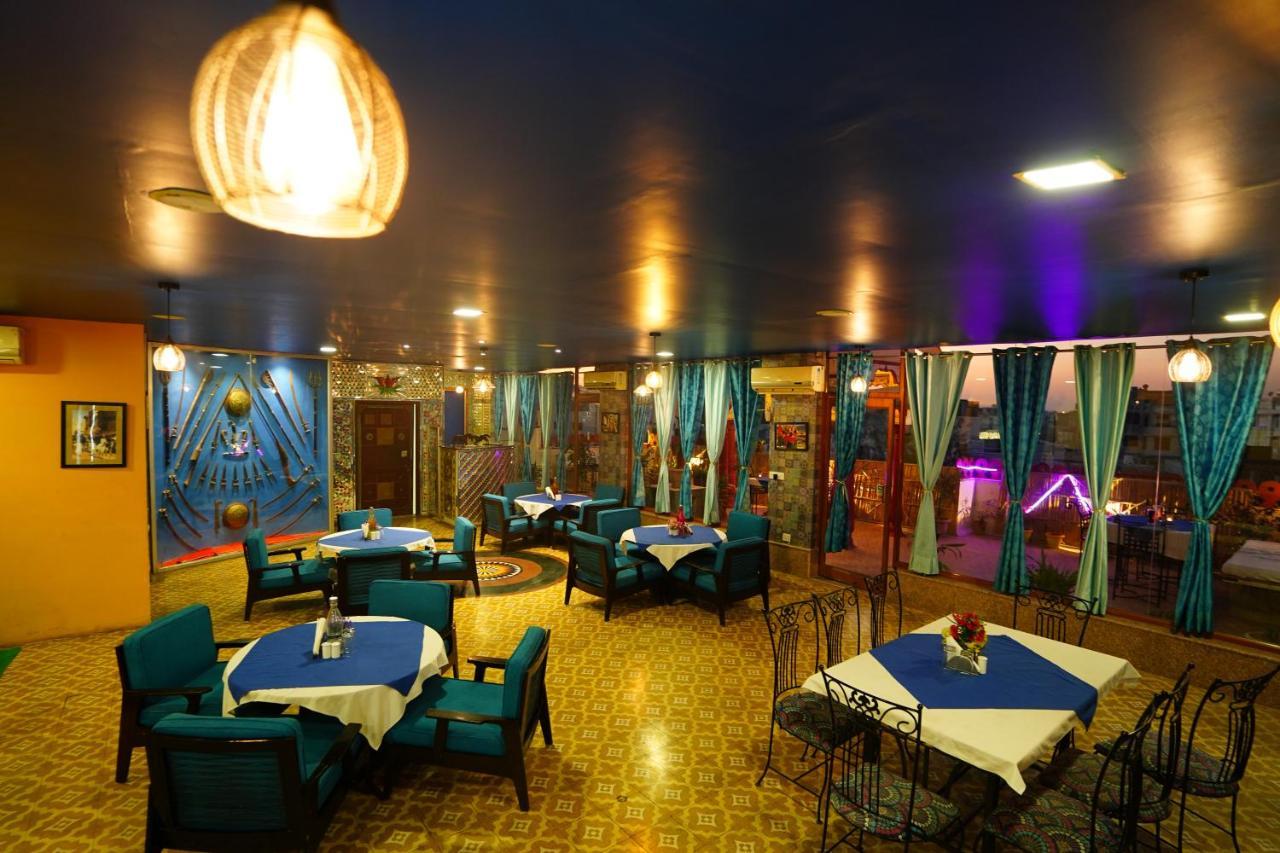 Hotel Radoli House - A Heritage Hotel Джайпур Екстериор снимка