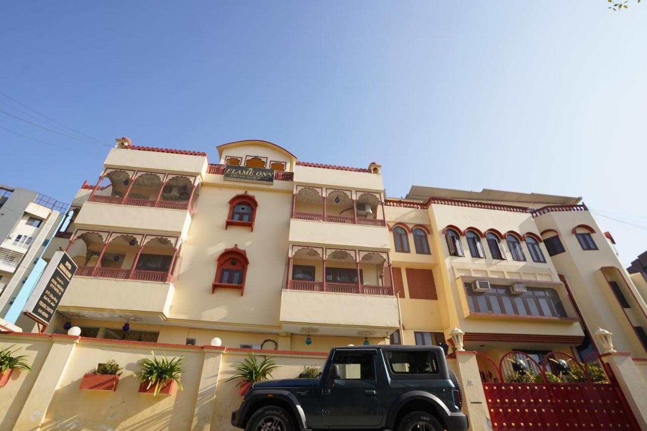 Hotel Radoli House - A Heritage Hotel Джайпур Екстериор снимка