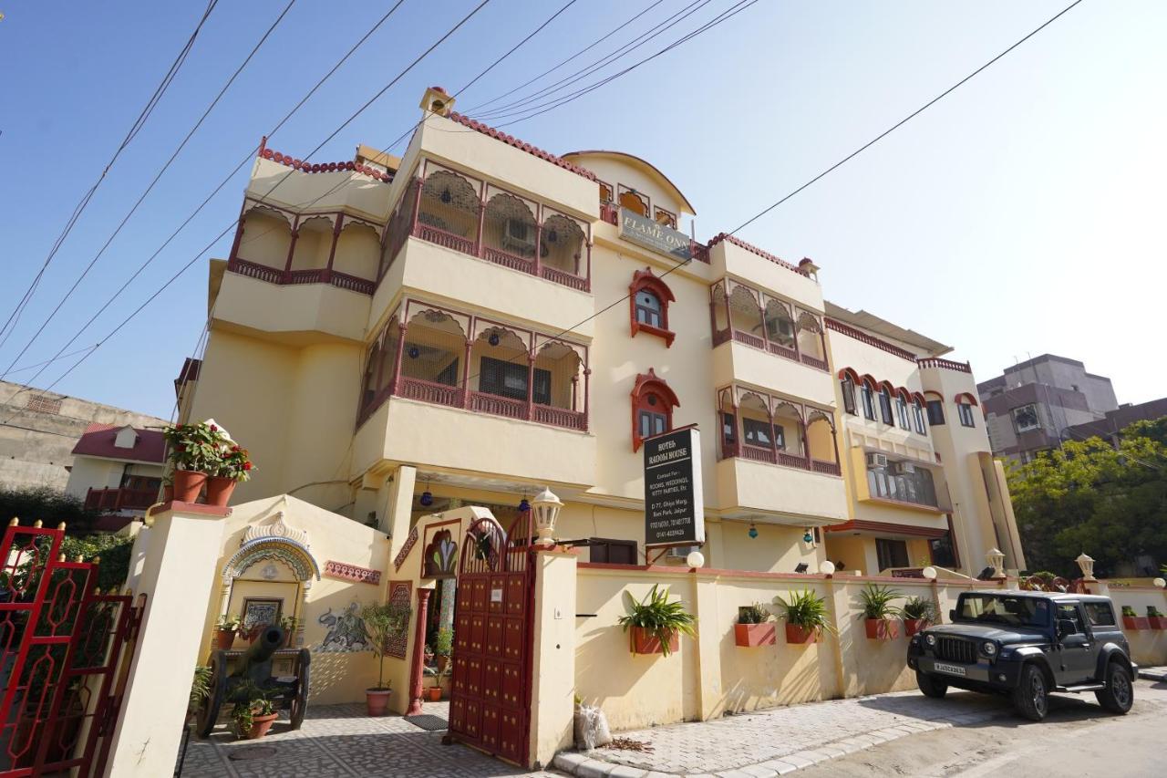 Hotel Radoli House - A Heritage Hotel Джайпур Екстериор снимка