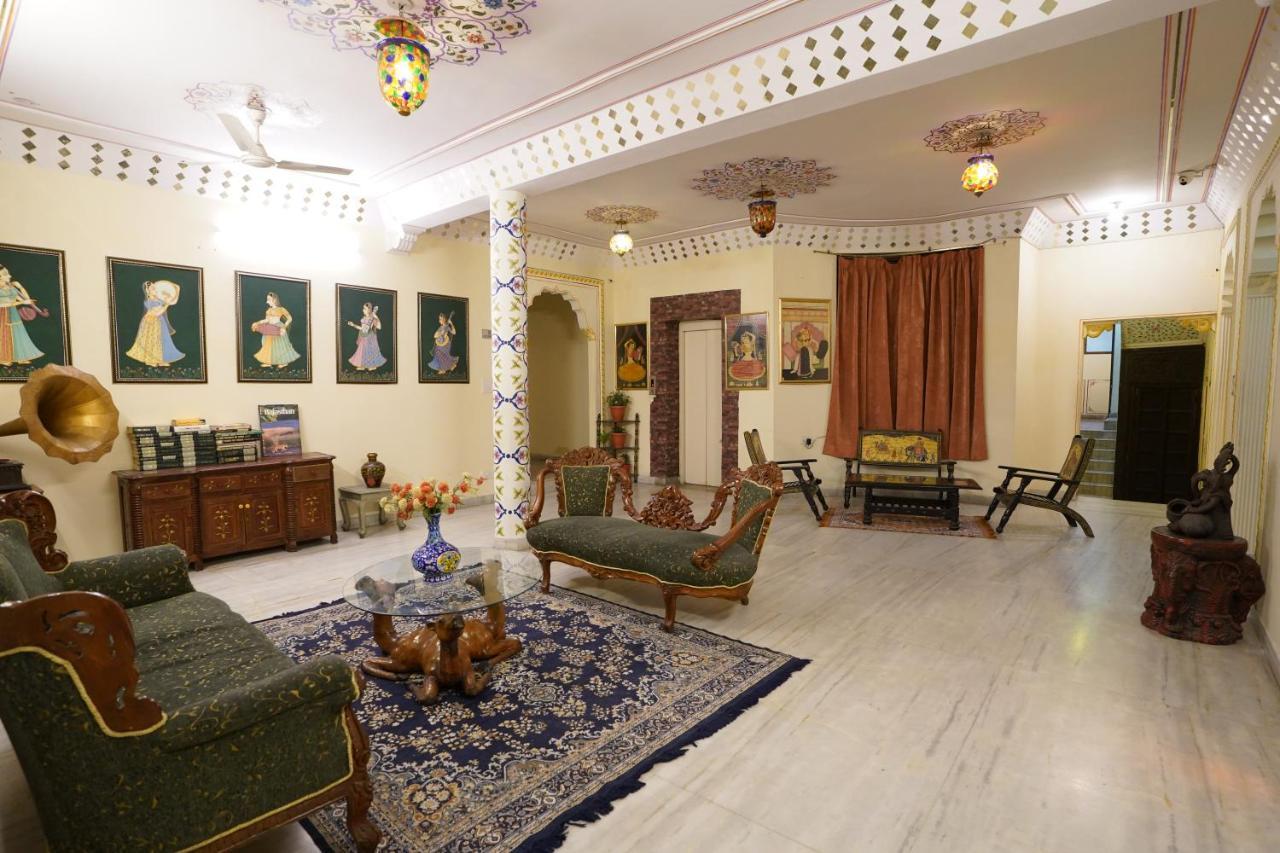Hotel Radoli House - A Heritage Hotel Джайпур Екстериор снимка