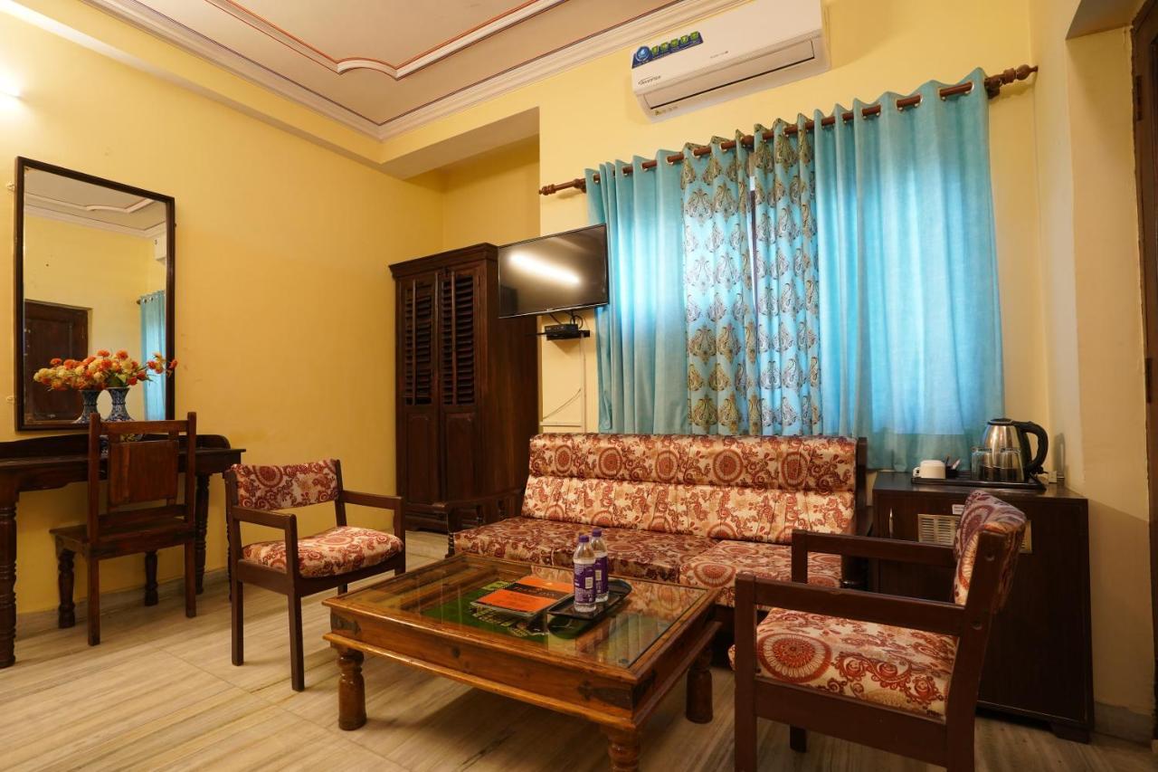 Hotel Radoli House - A Heritage Hotel Джайпур Екстериор снимка