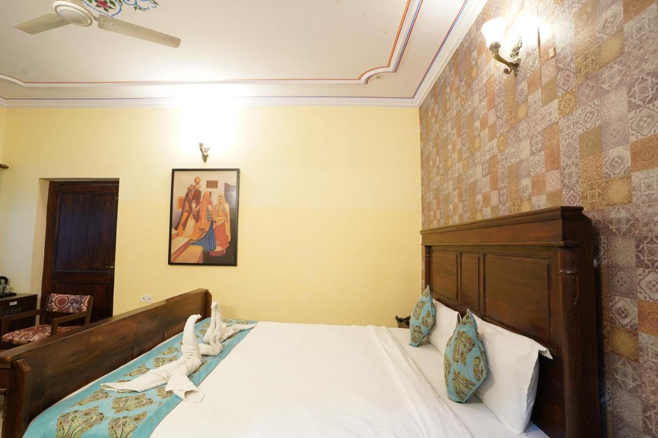 Hotel Radoli House - A Heritage Hotel Джайпур Екстериор снимка